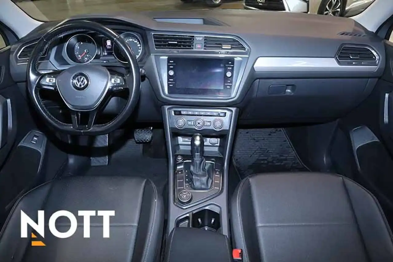 Volkswagen Tiguan снимка Volkswagen Tiguan