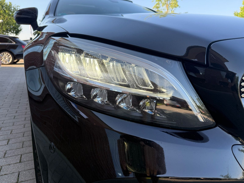 Mercedes-Benz C 220 d Coupe *AMG*Led*Kamera*Pano*Garantie* — photo 10