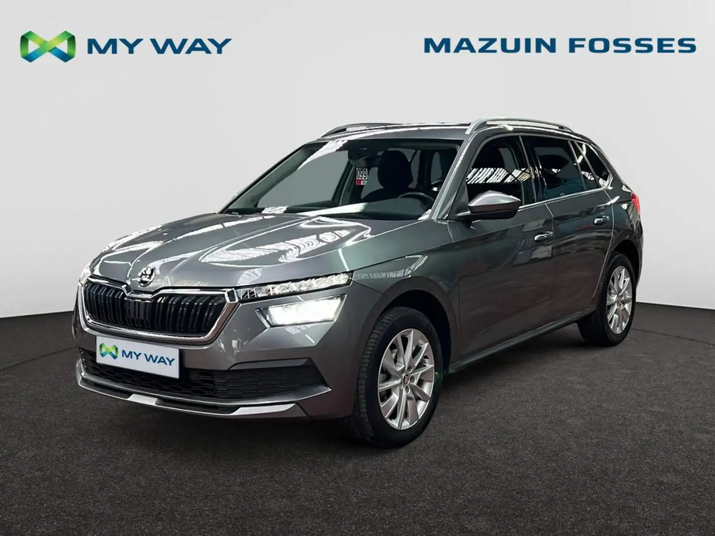 Skoda Kamiq Clever 1.0TSI 70kW(95cv) 5v Gris - 1