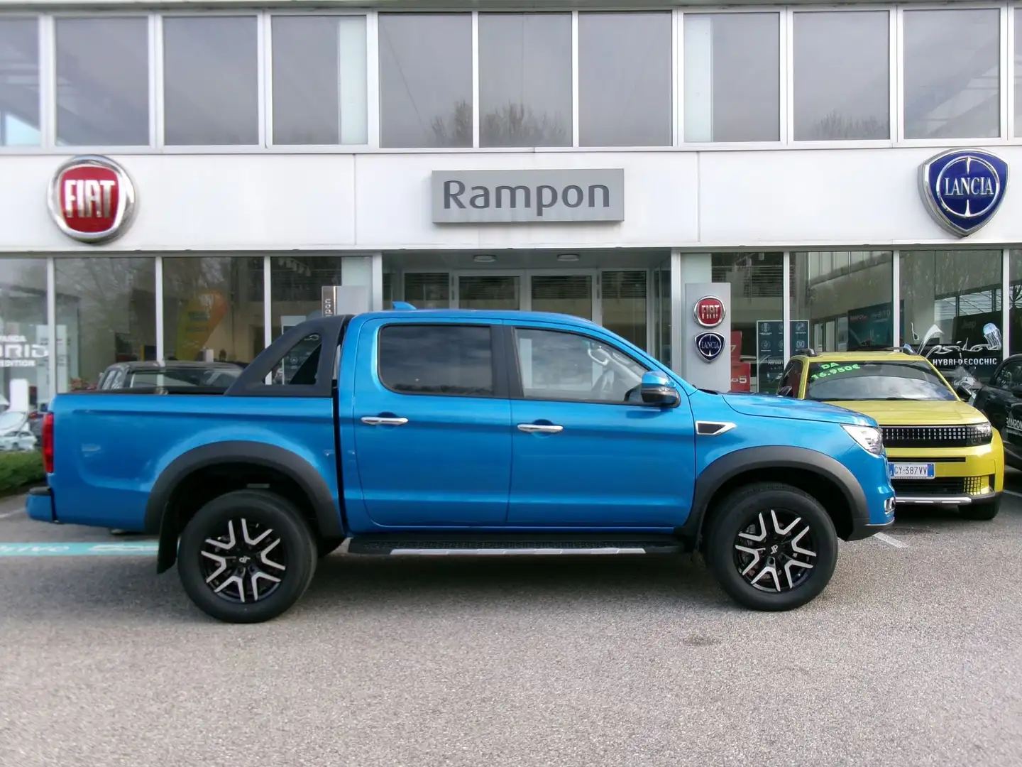 DR Automobiles PK8 2.0 Turbo Diesel 4x4 Azul - 2