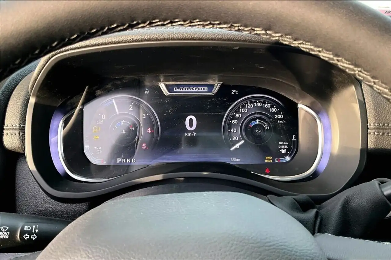 RAM 2500 снимка RAM 2500