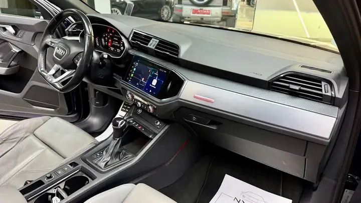 Audi Q3 2022, foto 7
