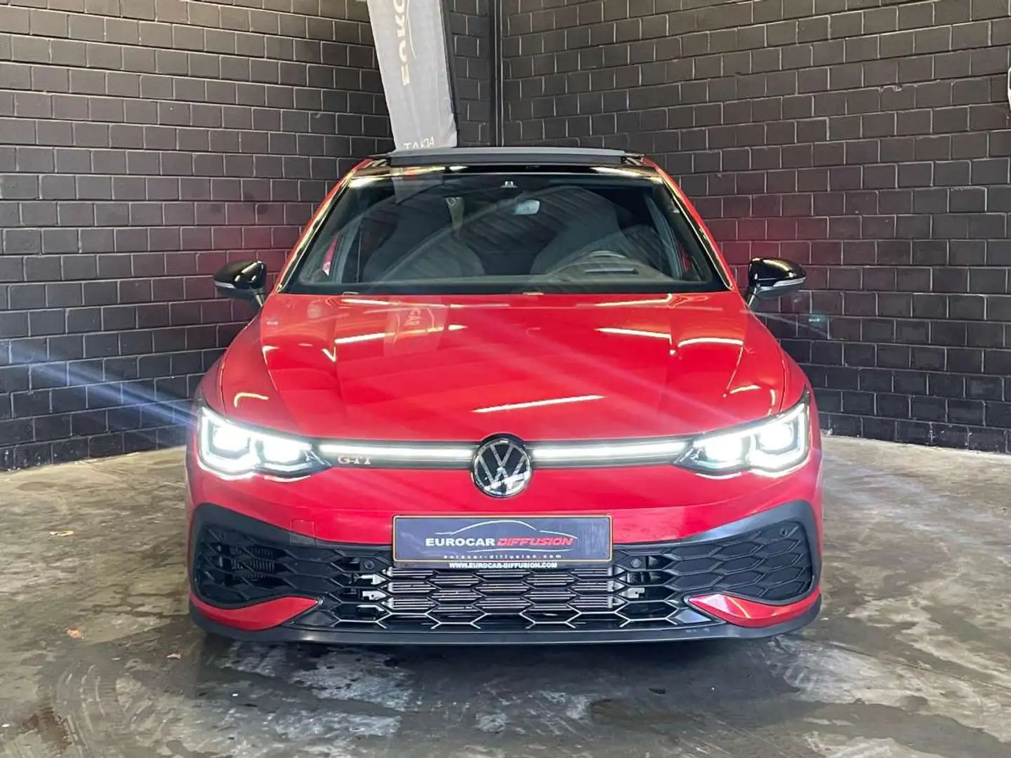 Volkswagen Golf GTI Clubsport 2.0 TSI 300CV ** Toit ouvrant Rouge - 2