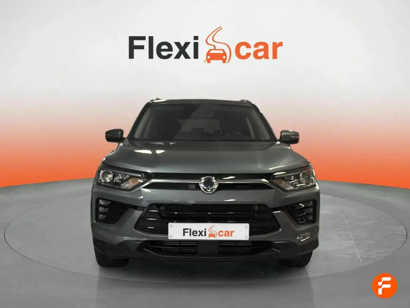 SsangYong Korando G15 Urban Plus 4x2 L.P. Gris - 2