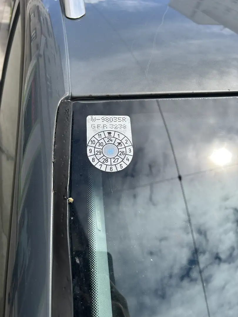 Volkswagen Touran 1,9 TDI - 2