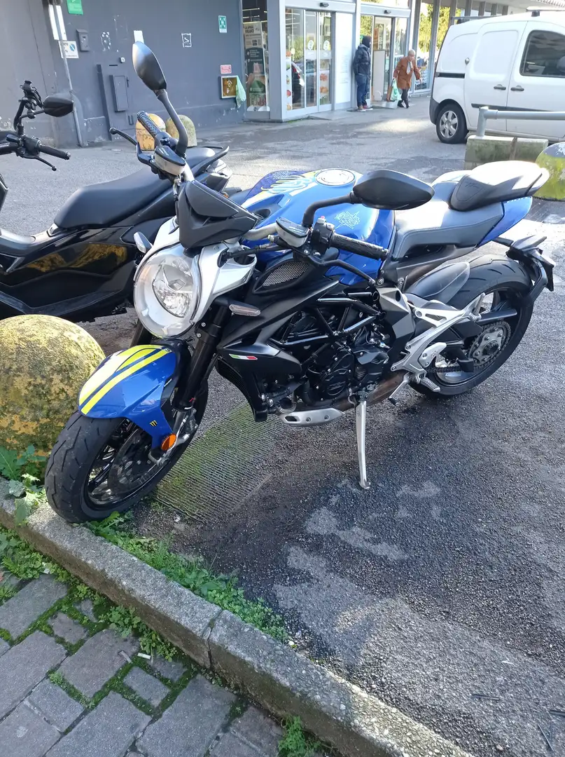 MV Agusta Brutale Eas Bleu - 2