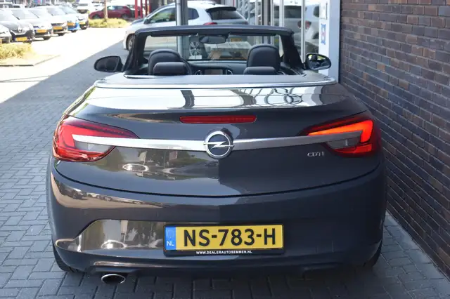 Opel Cascada view 12