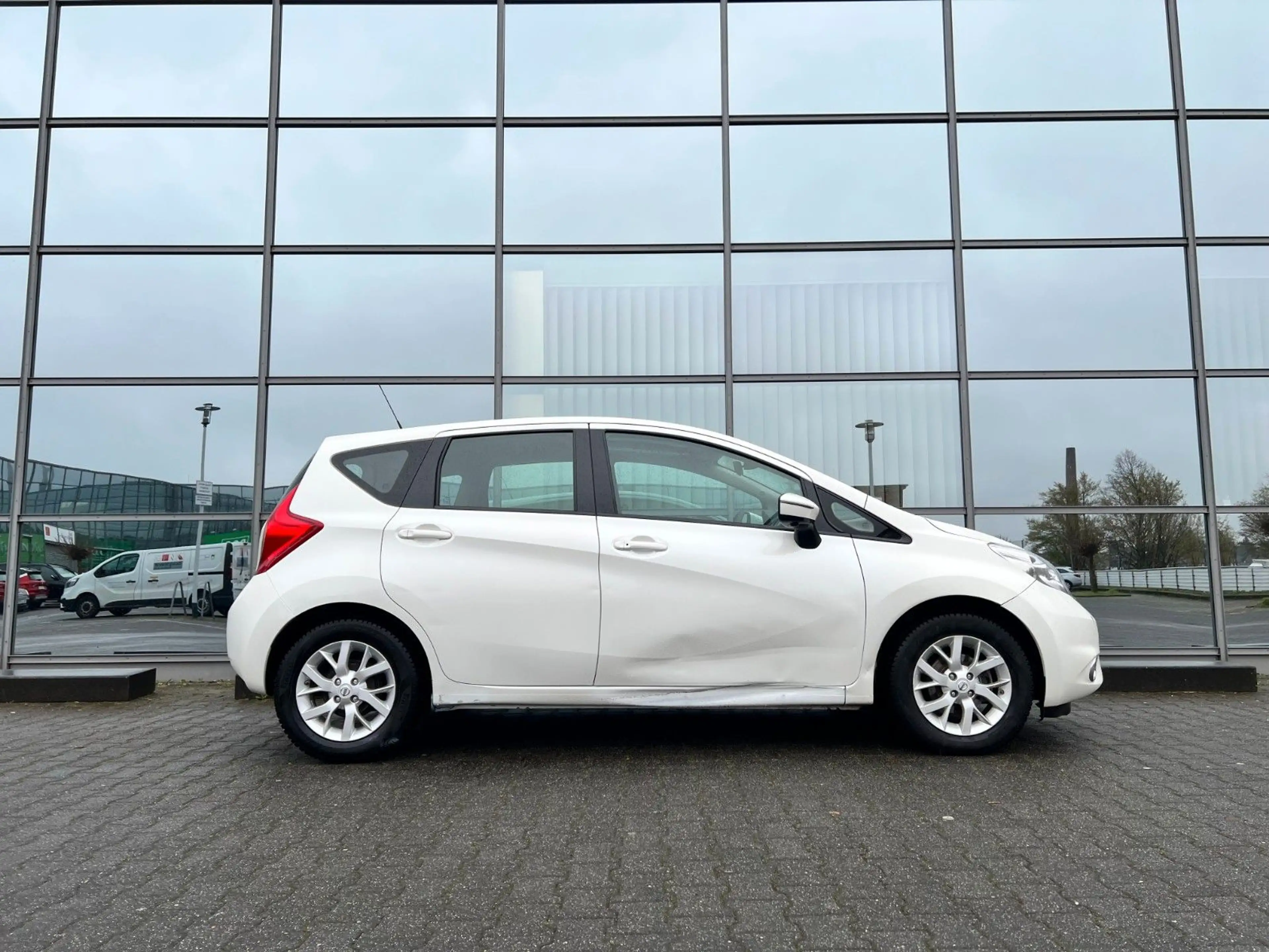 Nissan Note Acenta Klima Kamera TotWinkel Navi — photo 4