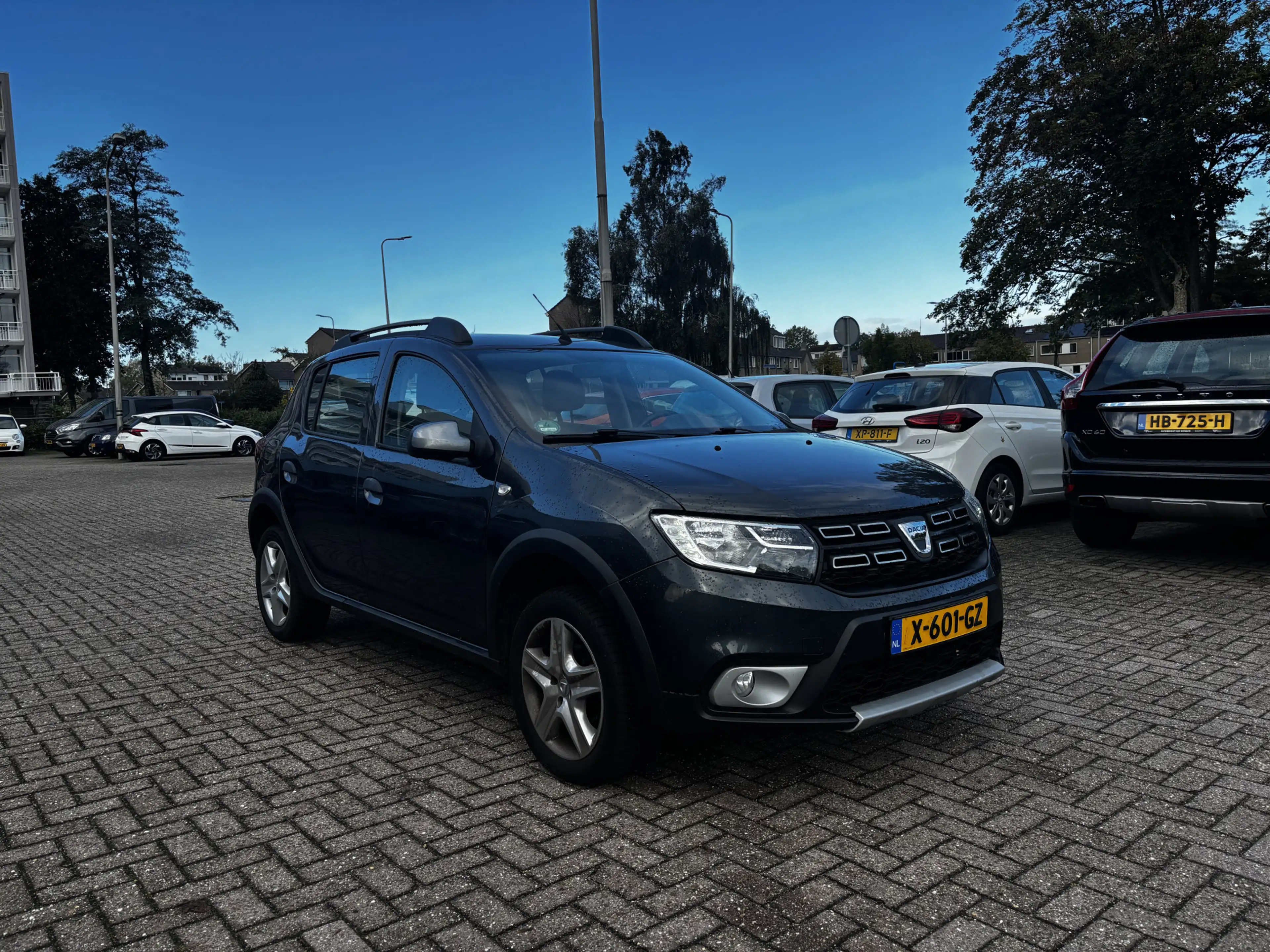 Dacia Sandero 0.9 TCe Laureate / Lmv / Trekhaak / Cruise / Navi