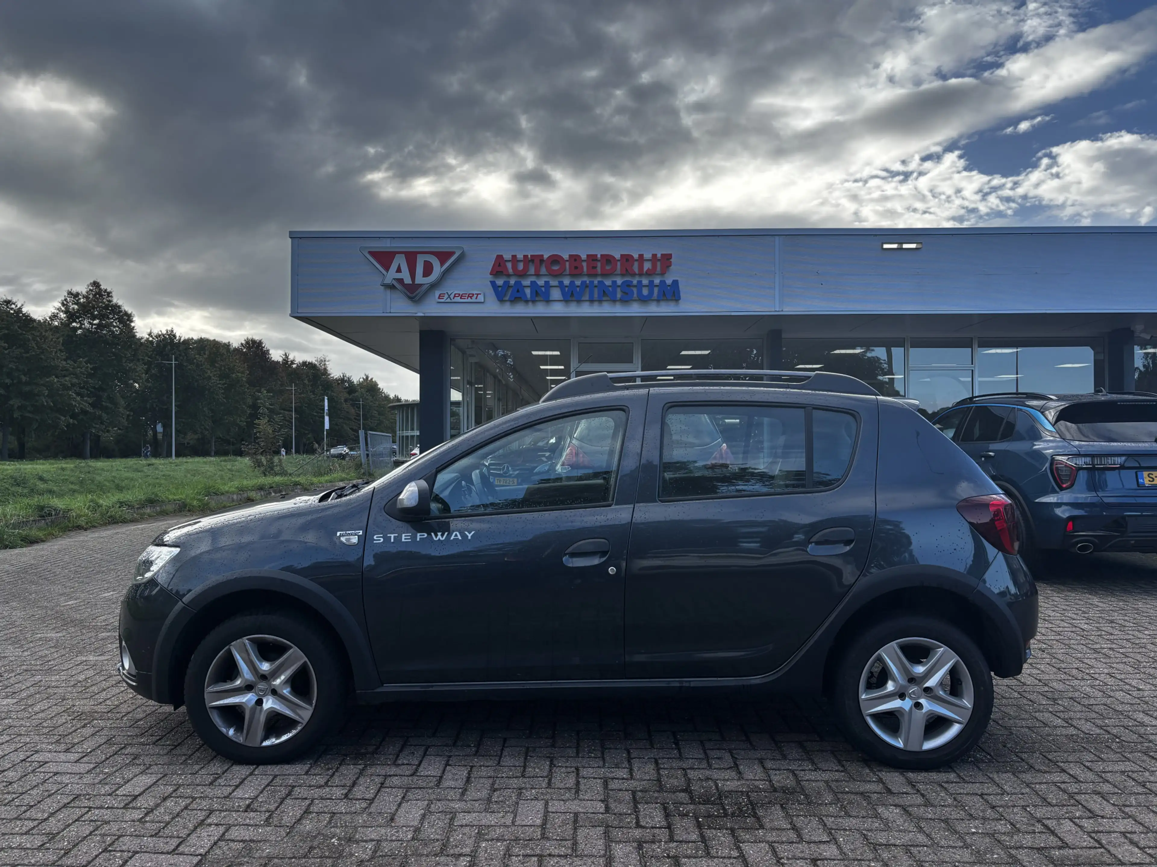 Dacia Sandero 0.9 TCe Laureate / Lmv / Trekhaak / Cruise / Navi — photo 2