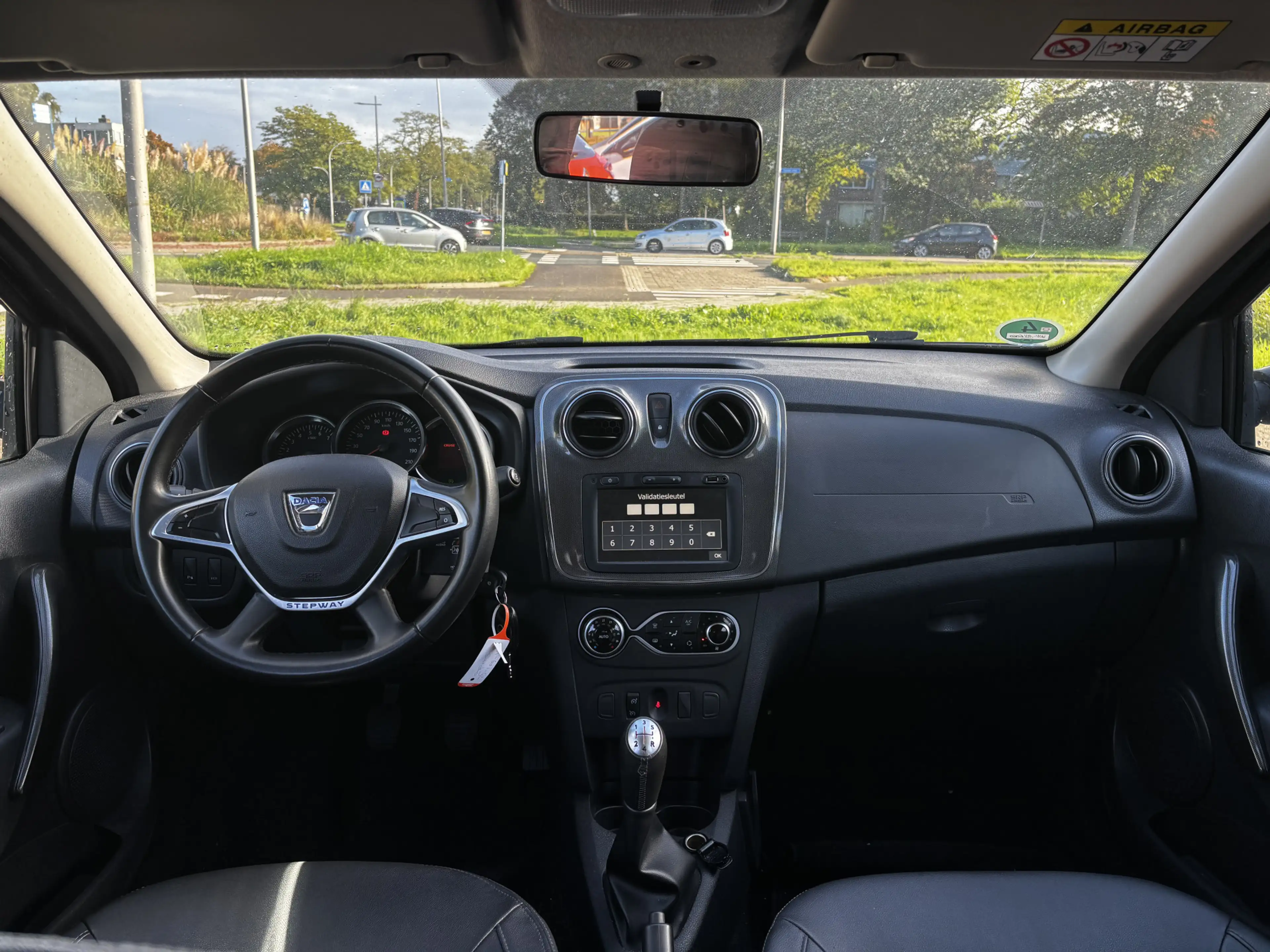 Dacia Sandero 0.9 TCe Laureate / Lmv / Trekhaak / Cruise / Navi — photo 12