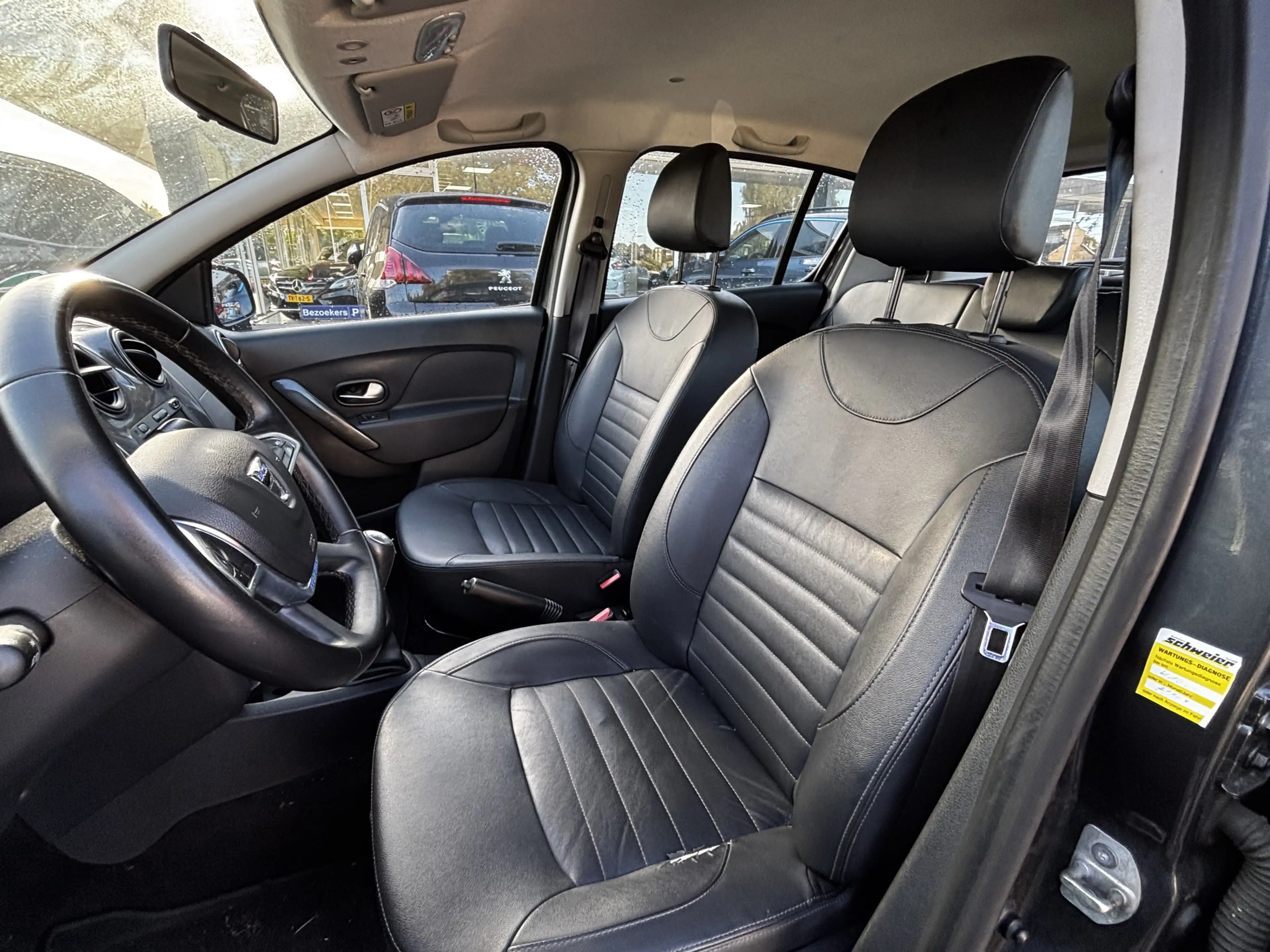 Dacia Sandero 0.9 TCe Laureate / Lmv / Trekhaak / Cruise / Navi — photo 14