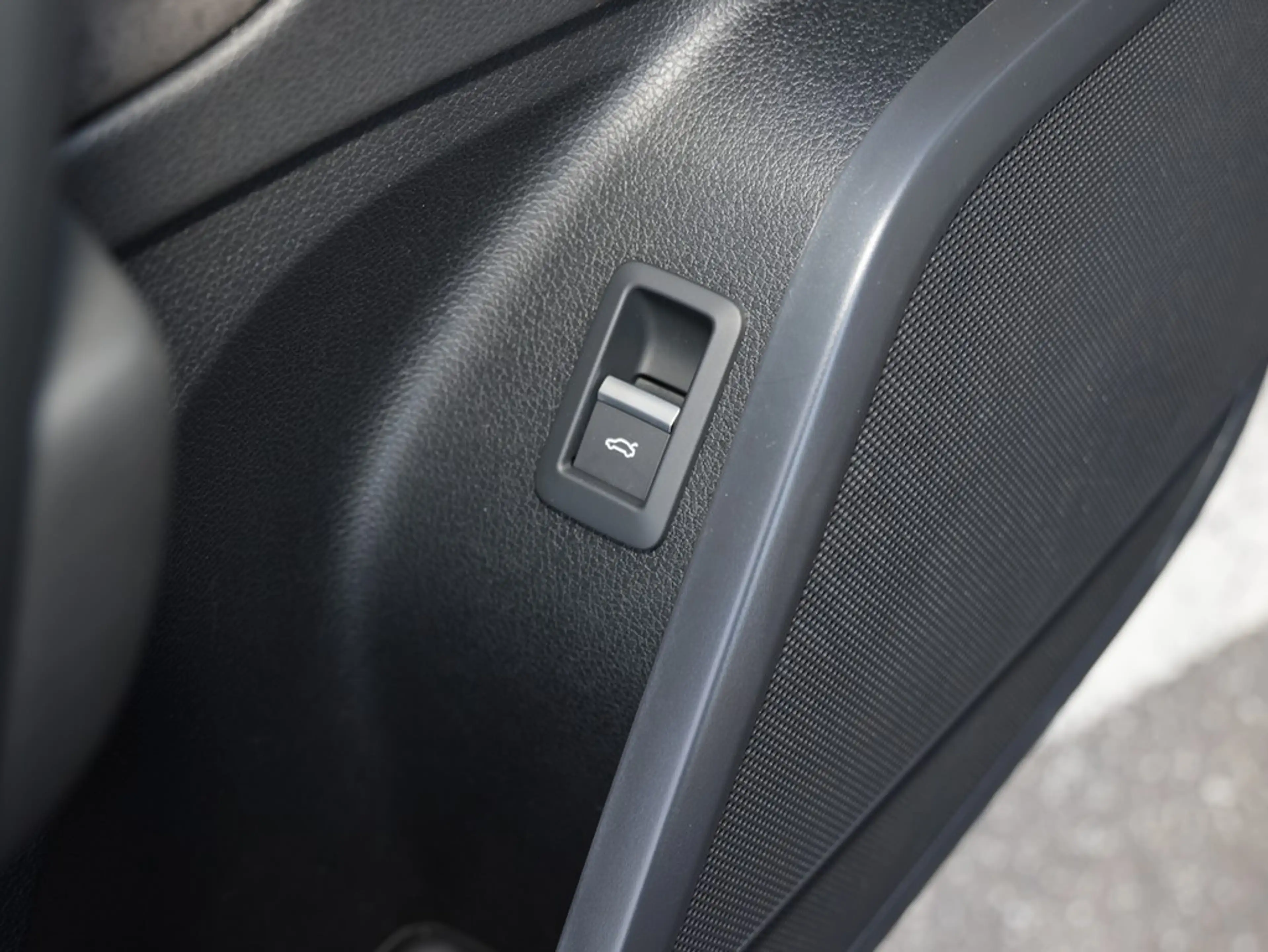 Audi SQ5 TDI quattro tiptronic — photo 8