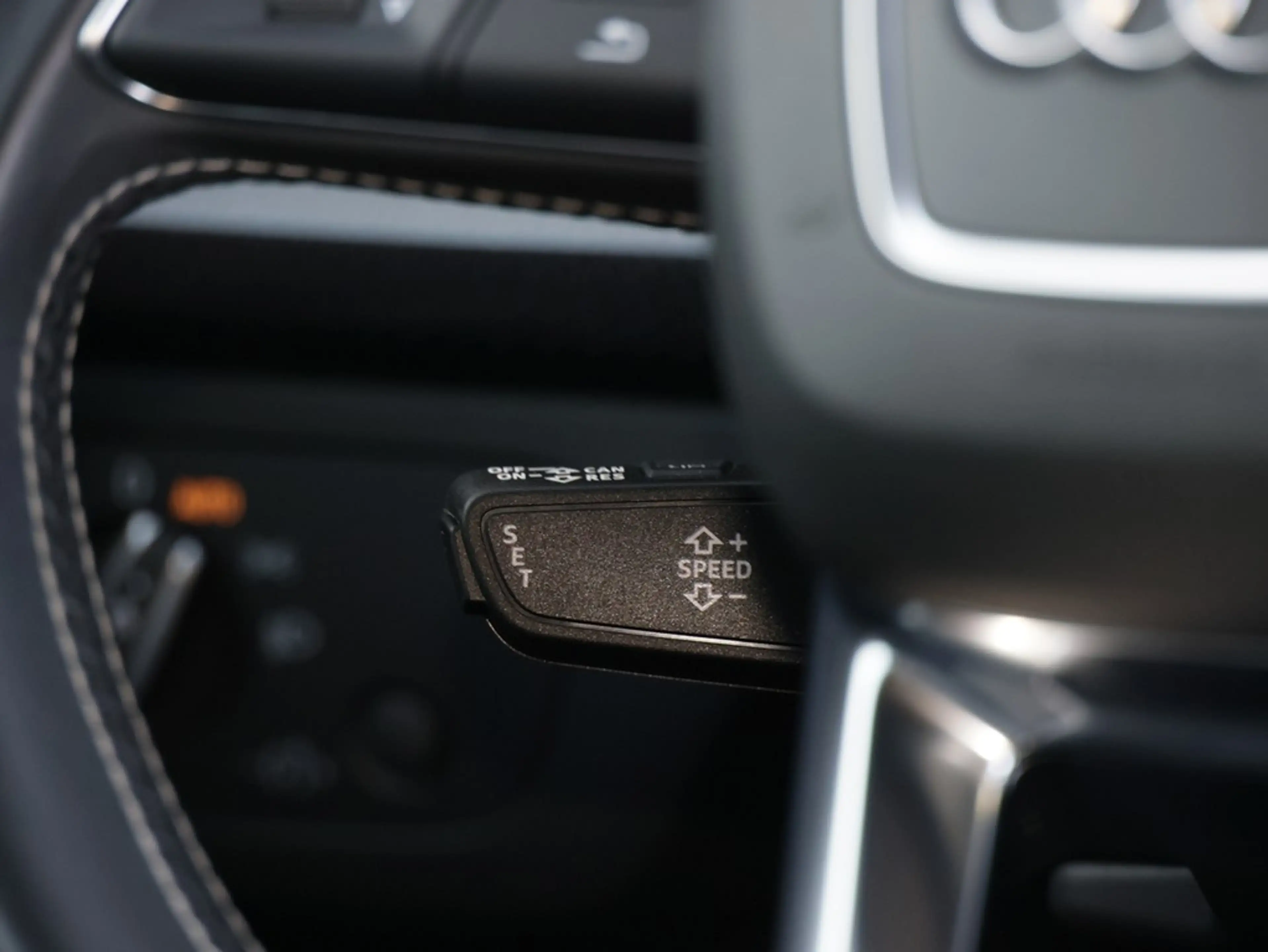 Audi SQ5 TDI quattro tiptronic — photo 15