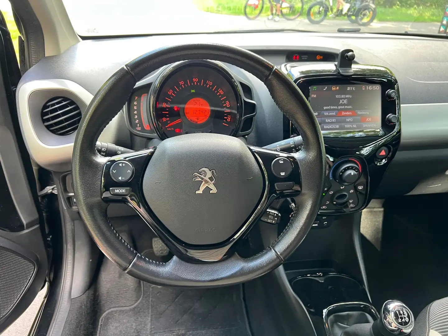 Peugeot 108 1.0 e-VTi Allure TOP! | Nette auto | Zwart - 2