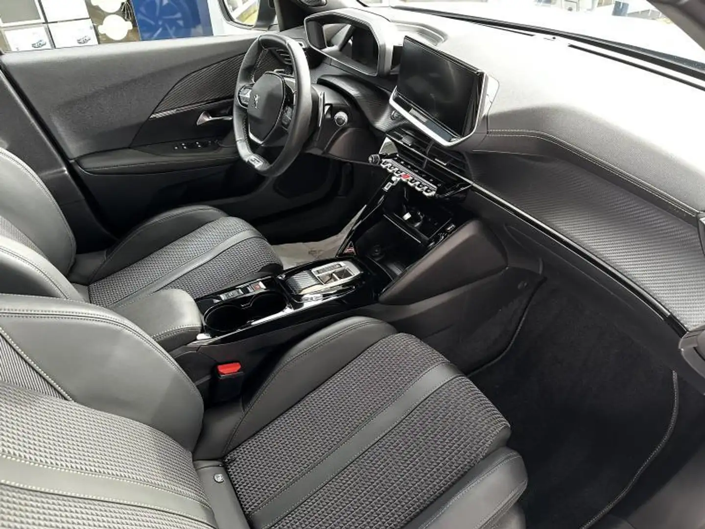 Peugeot 2008 GT Grijs - 2