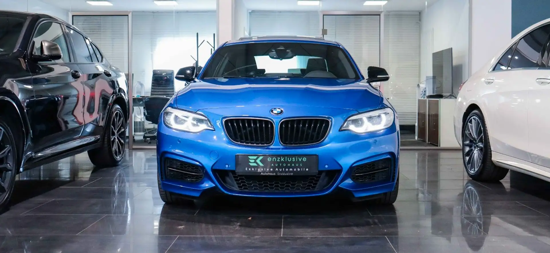 BMW 240 Coupé Sport Aut.*NAVI PROF*GLASDACH*SHADOW Blau - 2
