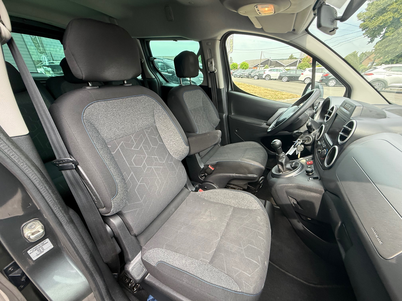 Peugeot Partner Partner Tepee 1.6HDi CLIM,CRUISE,RADARS… — photo 6
