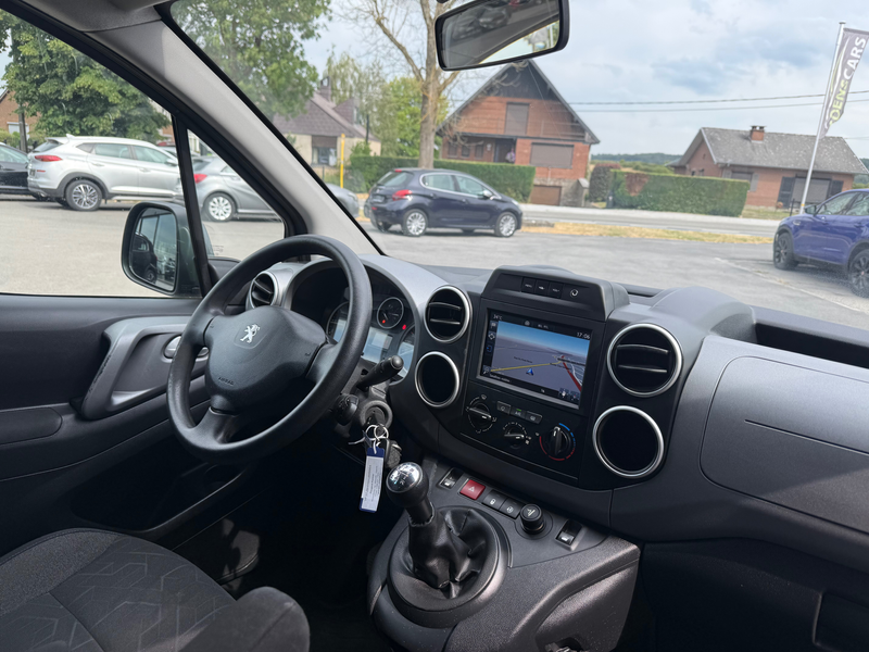 Peugeot Partner Partner Tepee 1.6HDi CLIM,CRUISE,RADARS… — photo 5