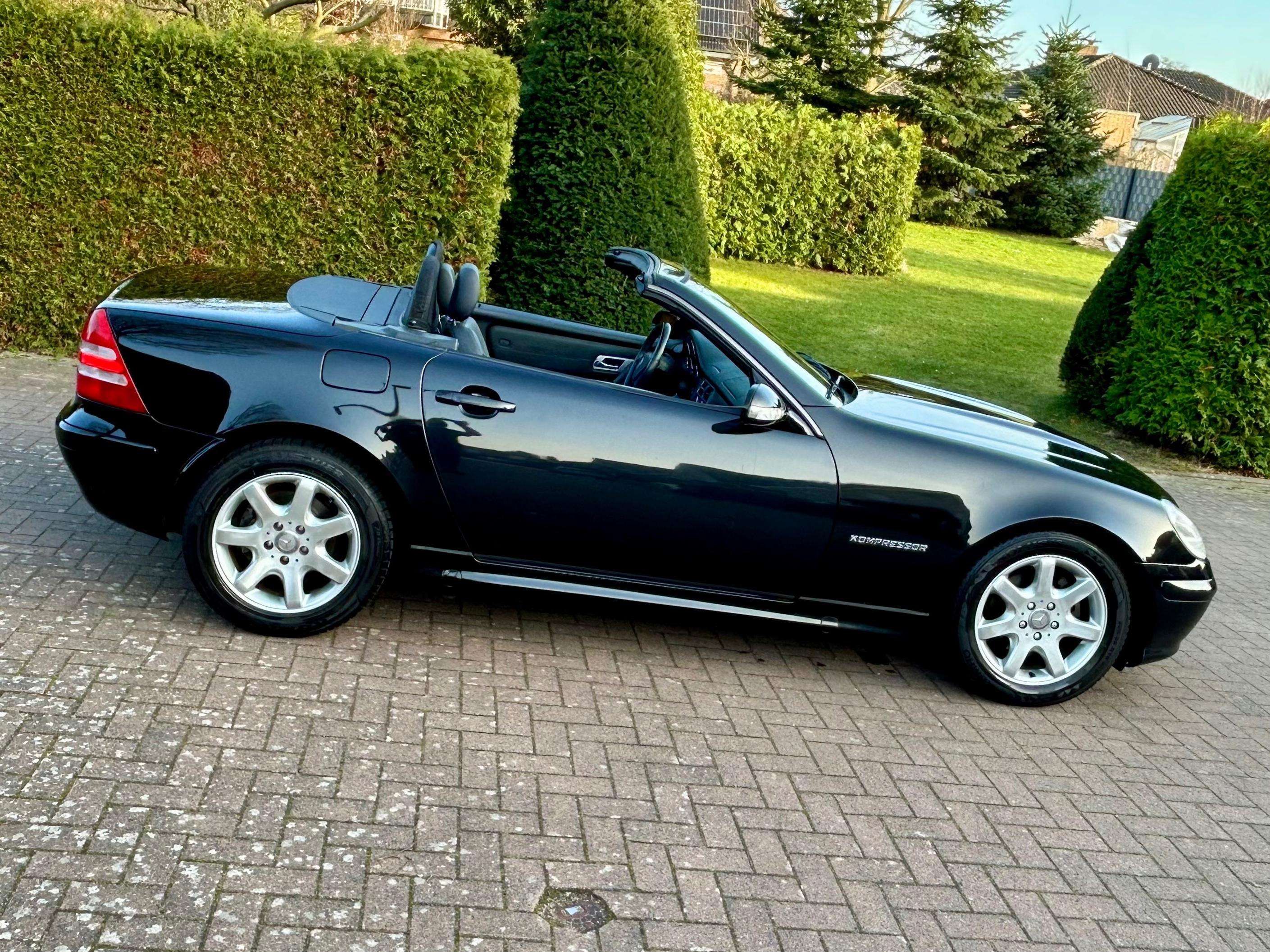 Second hand Mercedes Benz Slk-Class 200