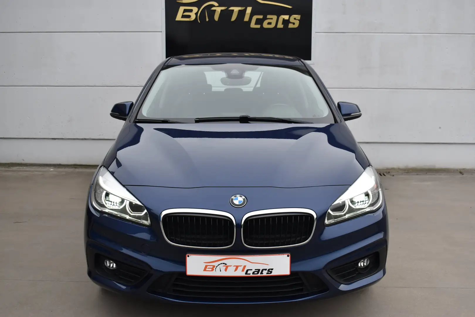 BMW 218 1.5i AT* Leder* 2-zone Airco* PDC V&A* 17" velgen Blau - 2