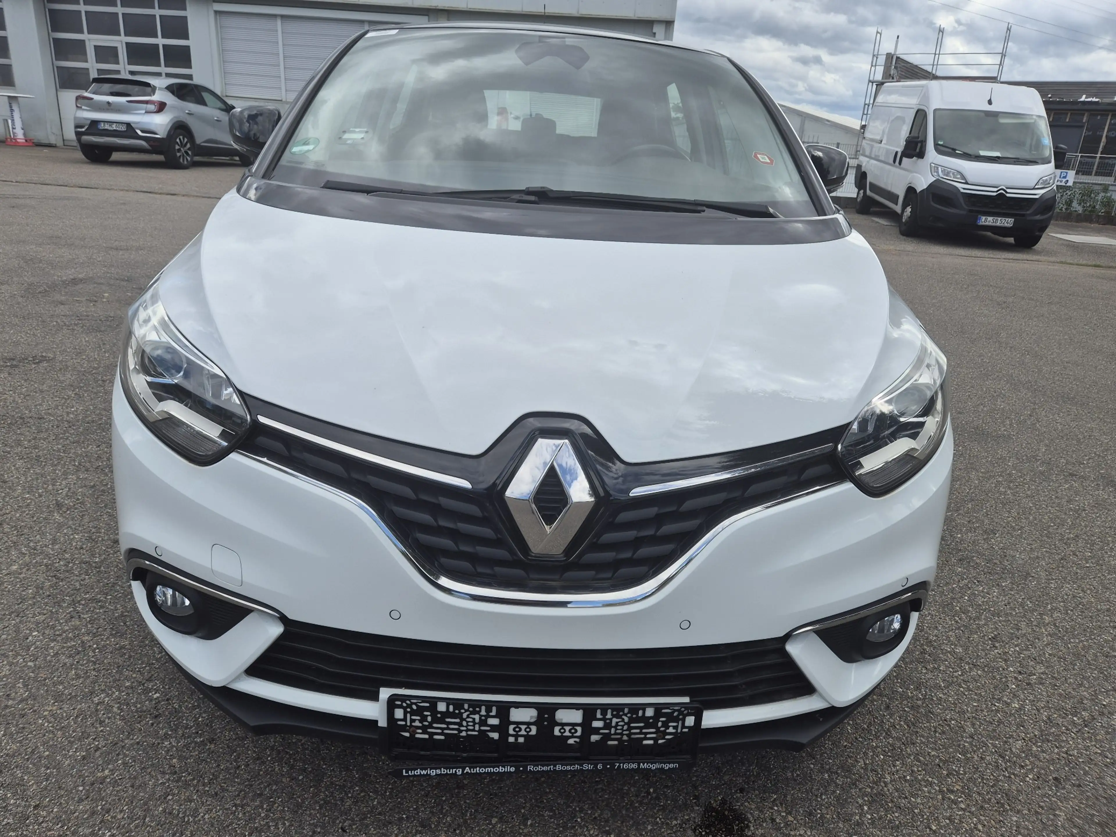 Renault Scenic Intens — photo 15