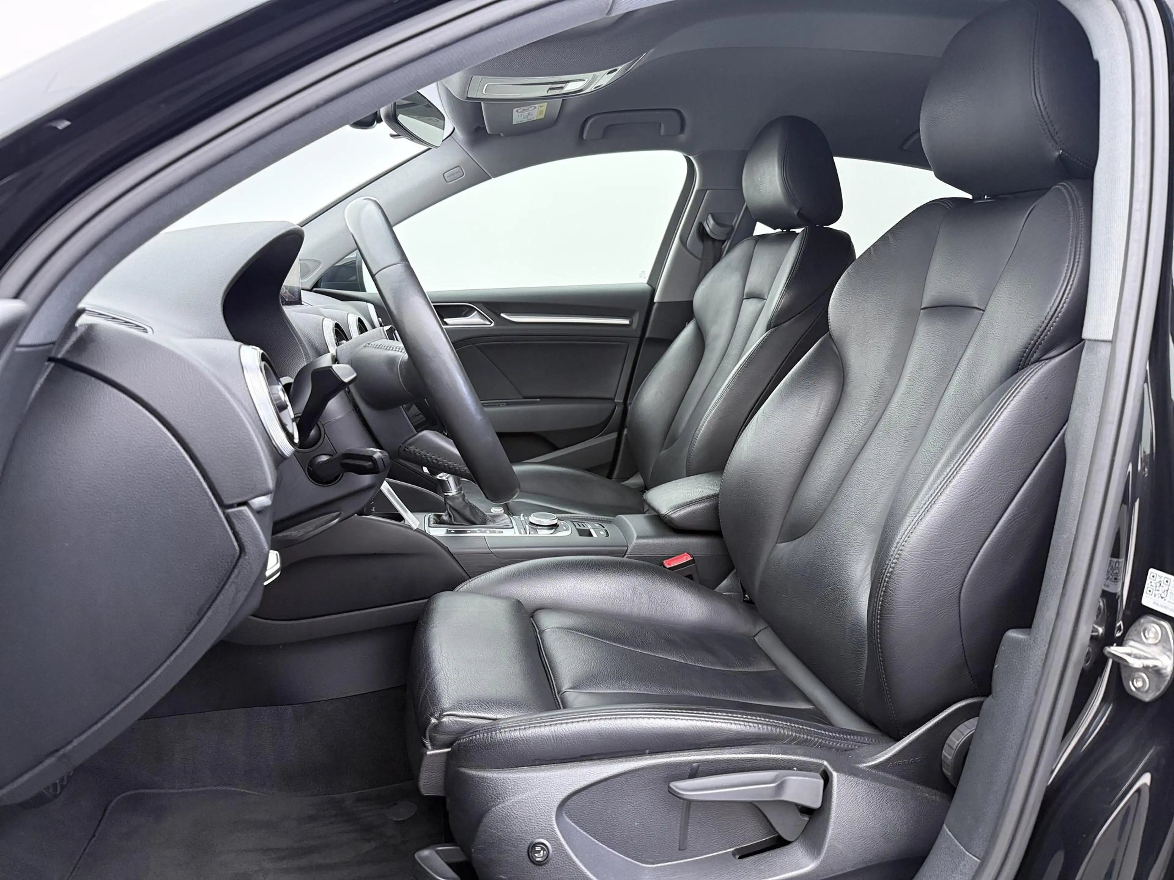 Audi A3 Limousine 30 TFSI Sport Lease Edition | Stoelverwa — photo 4