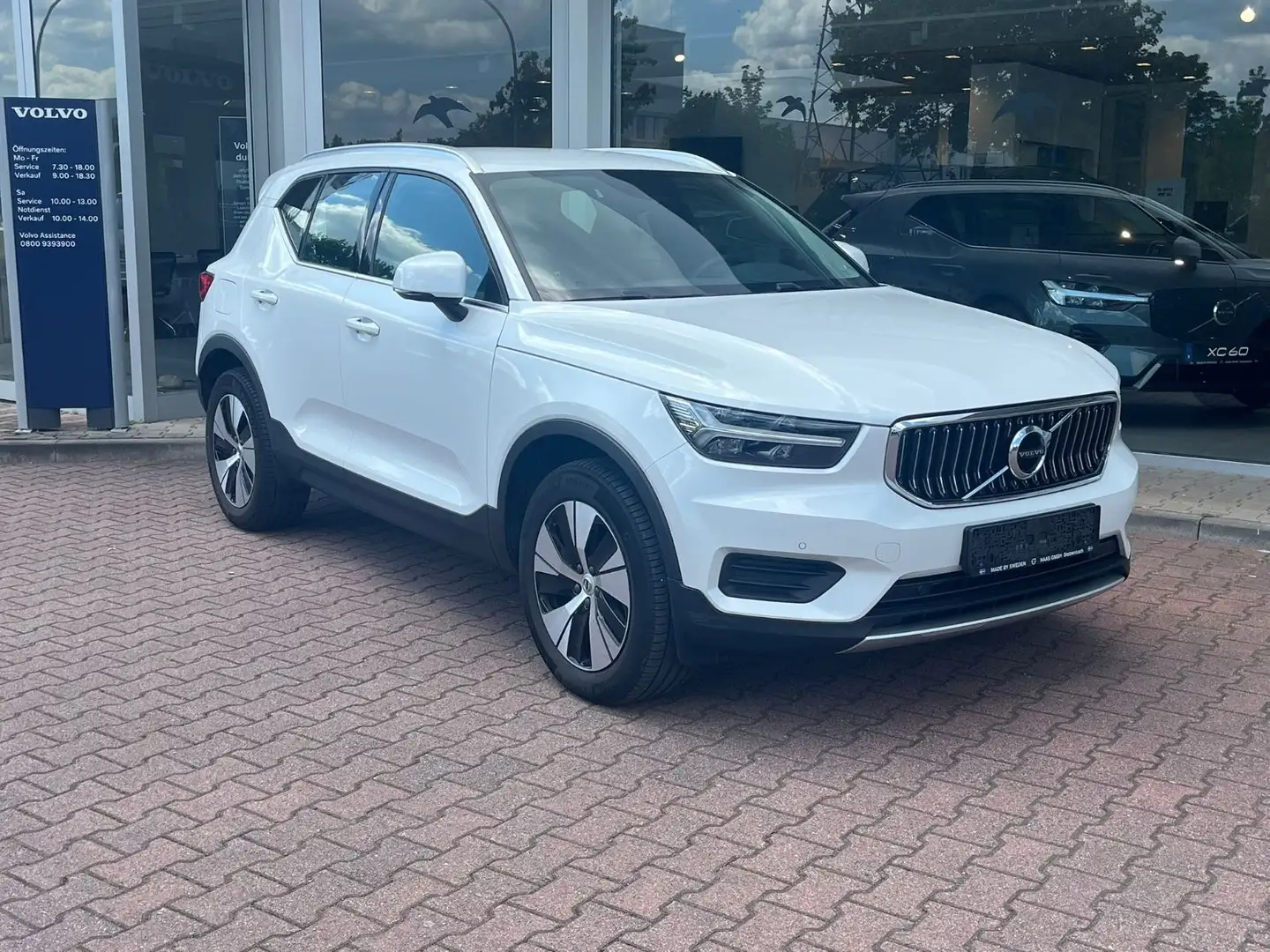 Volvo XC40 T5 Recharge Inscription Expression Blanc - 1