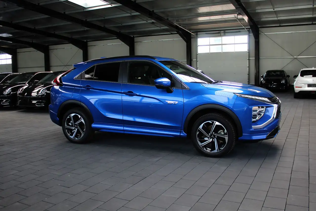 Mitsubishi Eclipse Cross Plug-in Hybrid Select 4WD, миниатюра 3