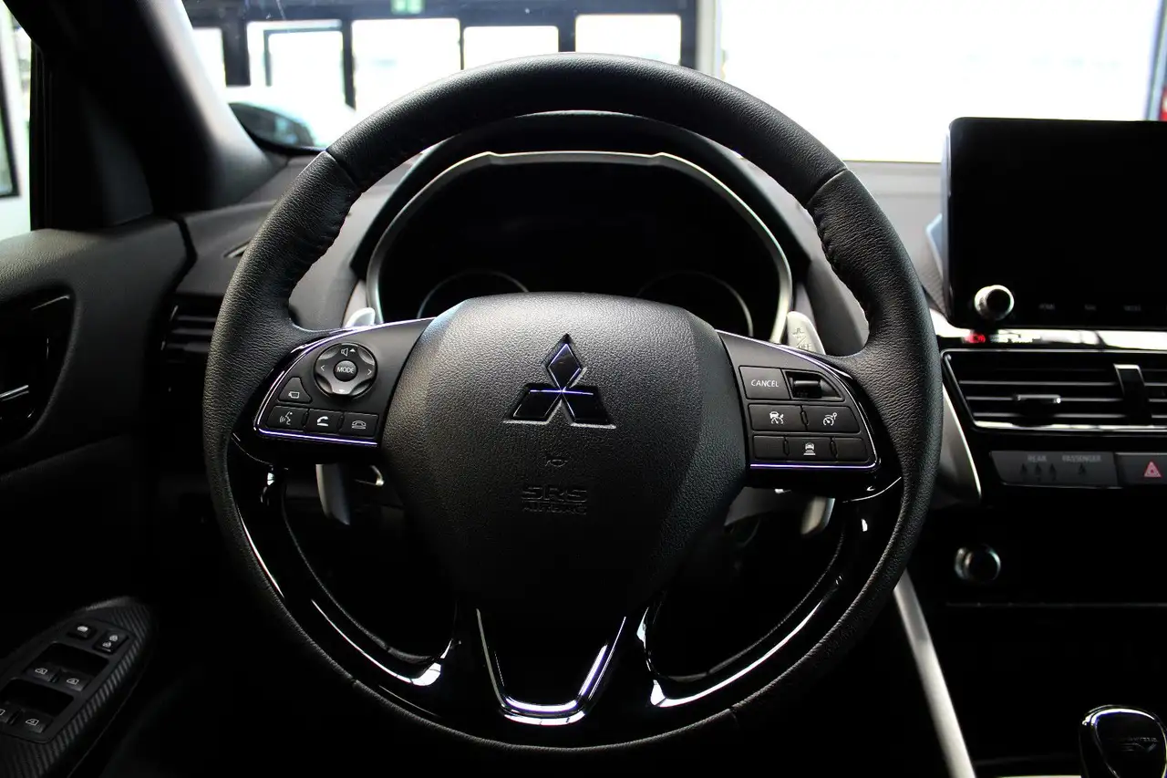Mitsubishi Eclipse Cross Plug-in Hybrid Select 4WD, миниатюра 10