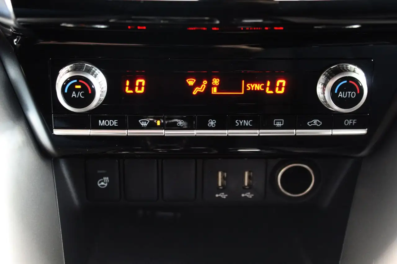 Mitsubishi Eclipse Cross Plug-in Hybrid Select 4WD, миниатюра 18