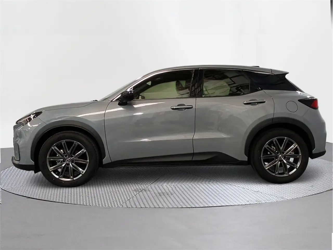 Lexus LBX 2026