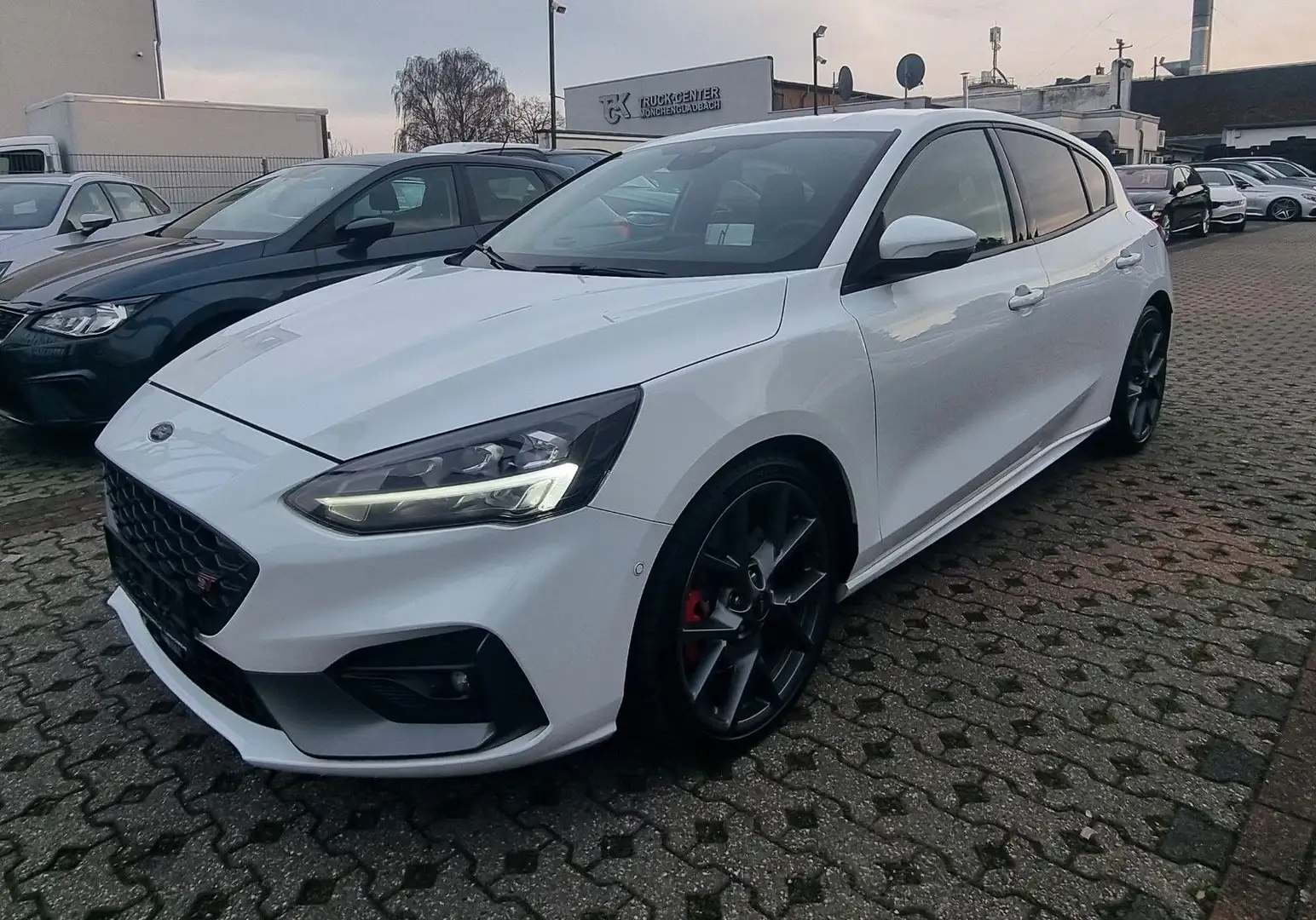 Ford Focus Lim. ST-1.HD-ACC-HEAD.UP-KAMERA-GARANTIE- Weiß - 1