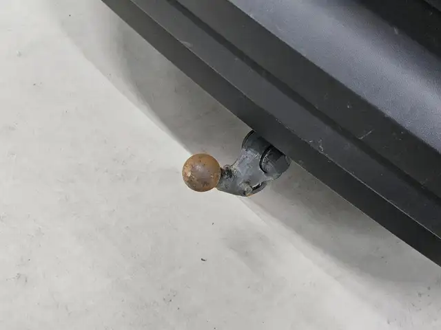 Volkswagen Id.4 view 8