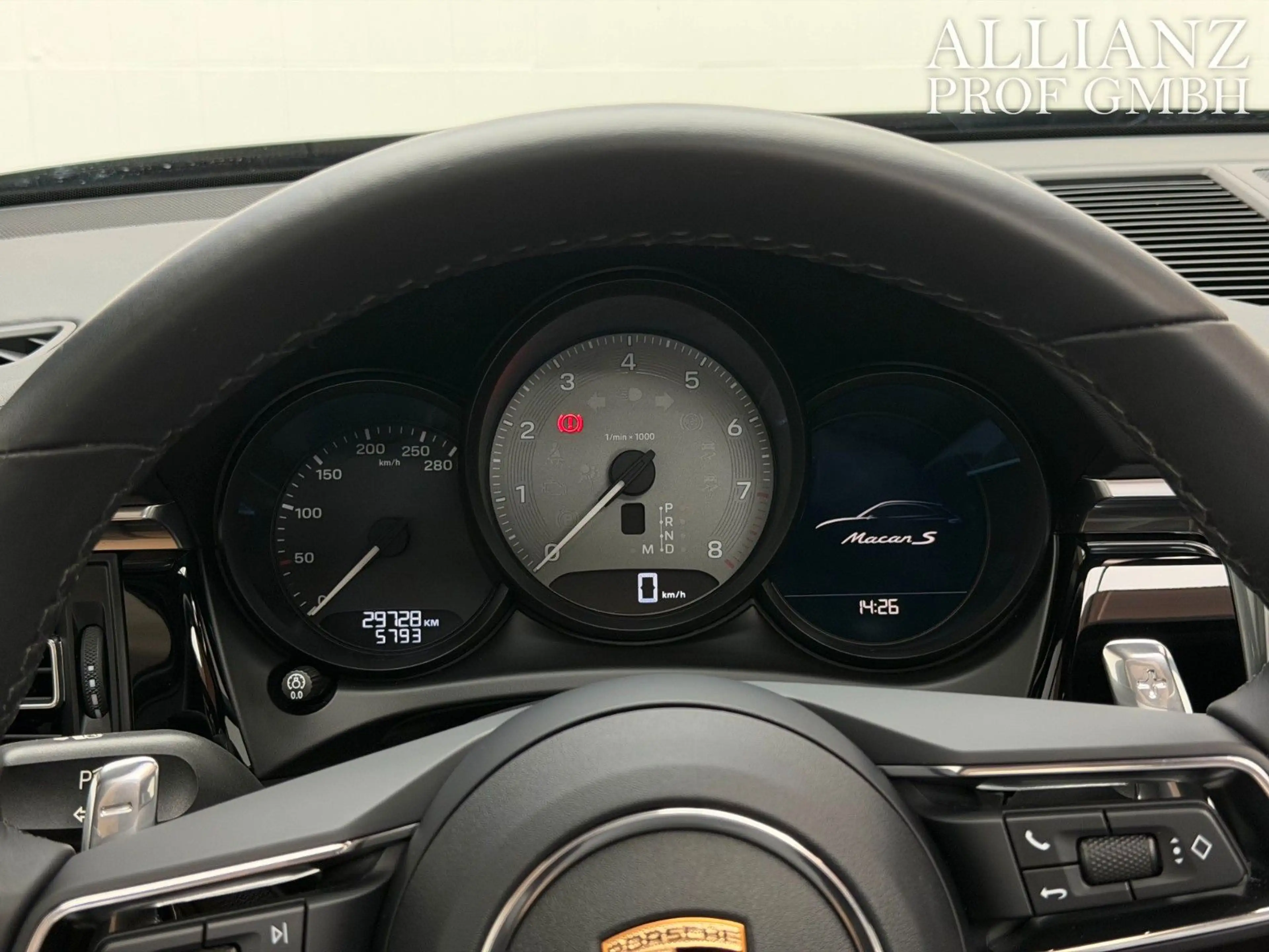 Porsche Macan S Bose Sport-Chrono Pano LED Kamera UNFALL — photo 11