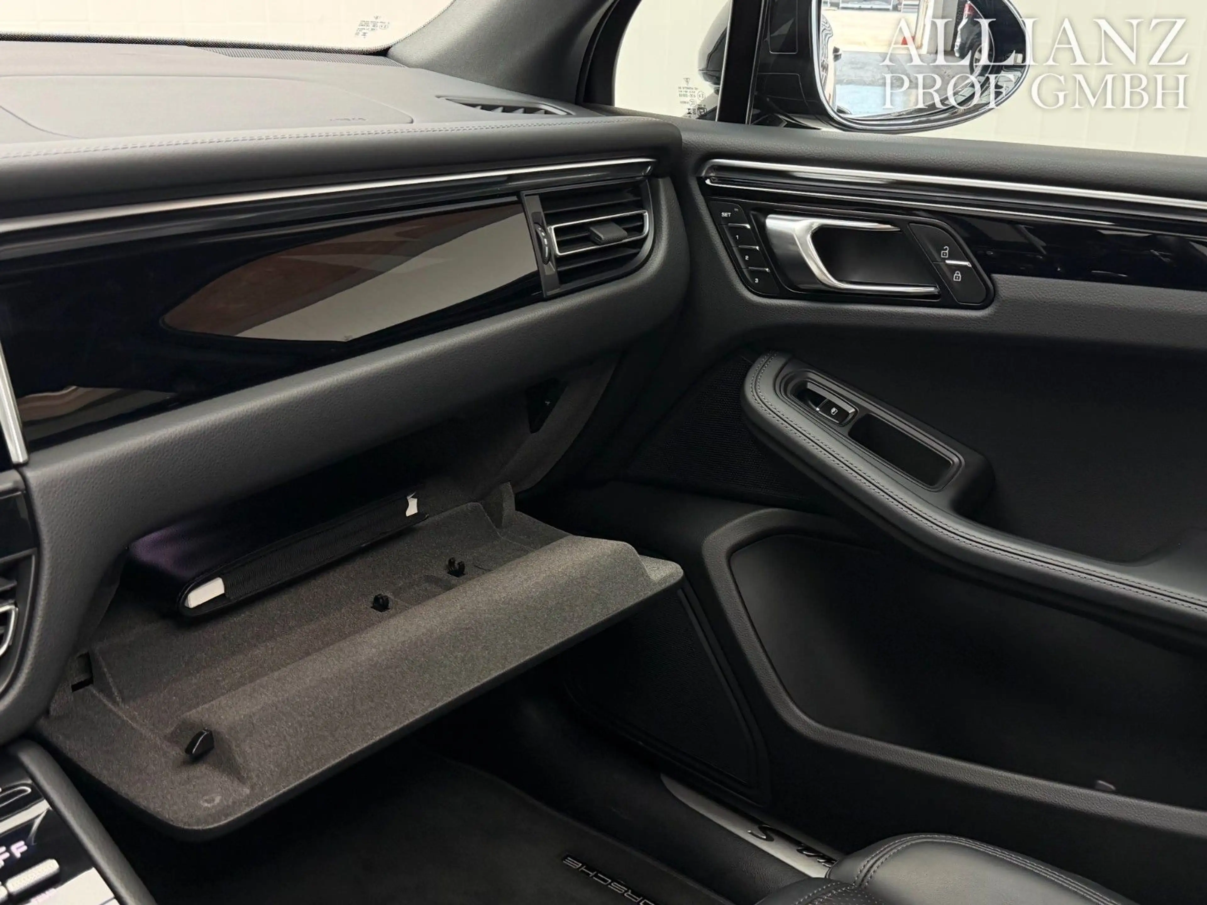 Porsche Macan S Bose Sport-Chrono Pano LED Kamera UNFALL — photo 15