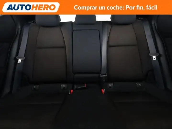 Mazda 2019, foto 16