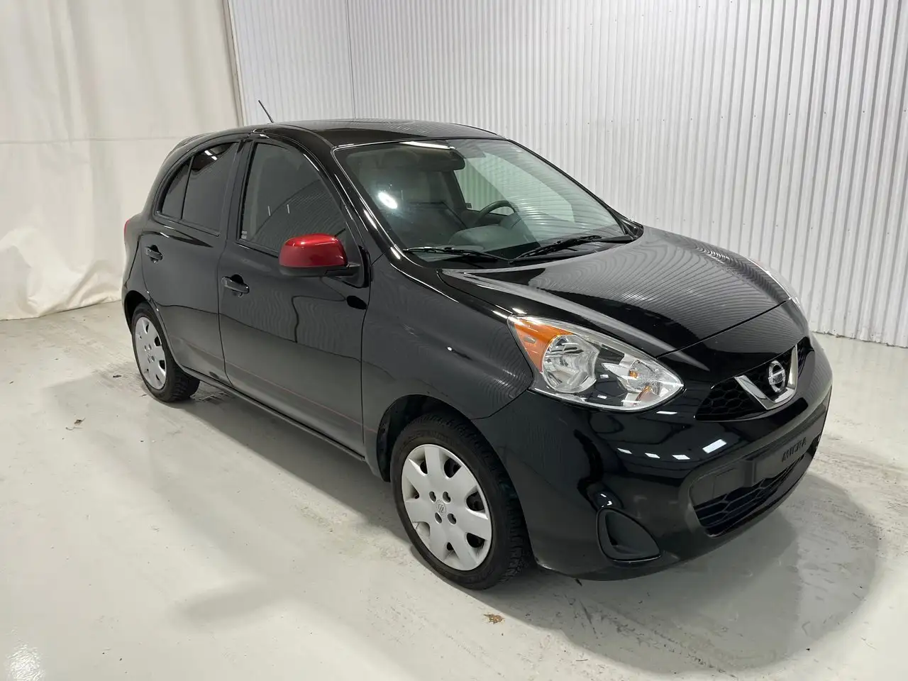 Nissan Micra снимка Nissan Micra