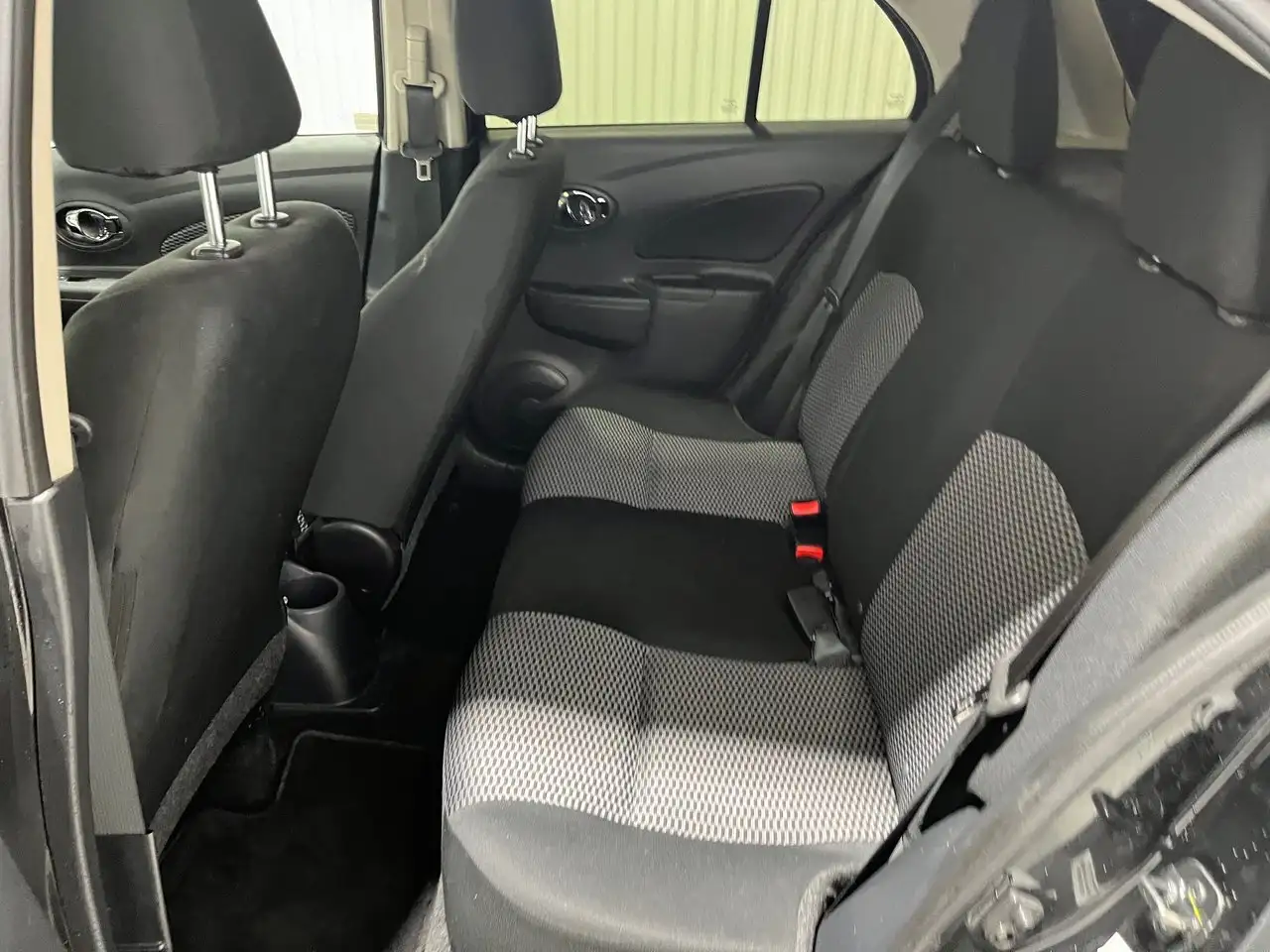 Nissan Micra снимка Nissan Micra