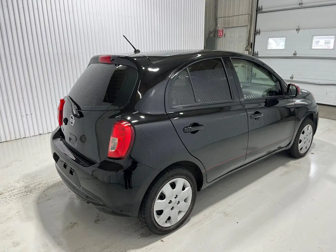 Nissan Micra снимка Nissan Micra