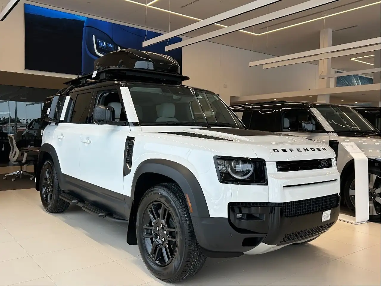 Land Rover Defender снимка Land Rover Defender