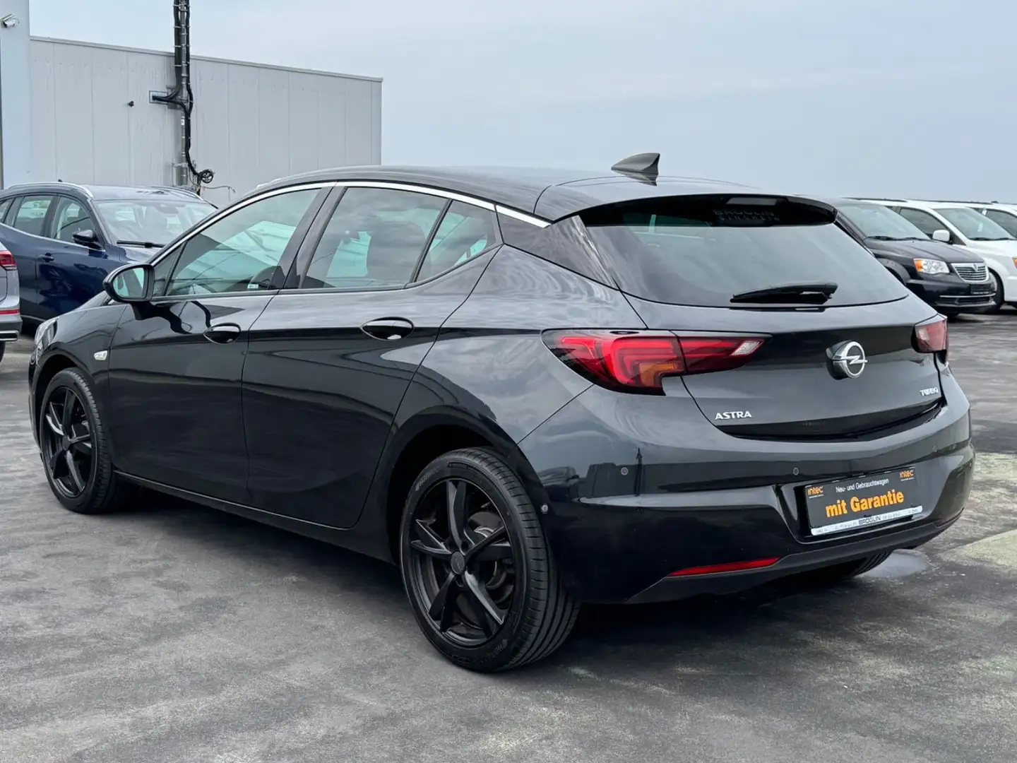 Opel Astra K Lim. 1.4 Turbo 92 KW Innovation LED Nav Schwarz - 2