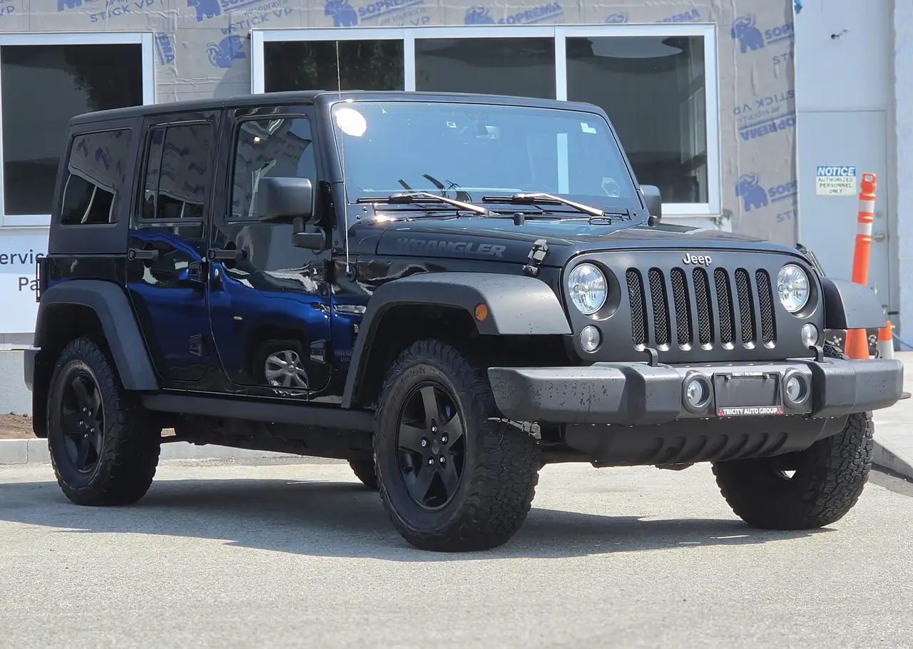 Jeep Wrangler photo Jeep Wrangler