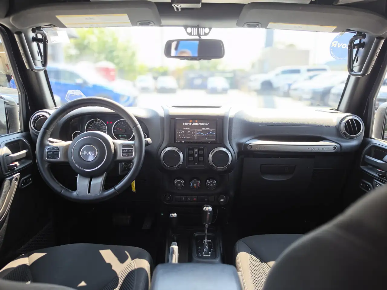 Jeep Wrangler photo Jeep Wrangler