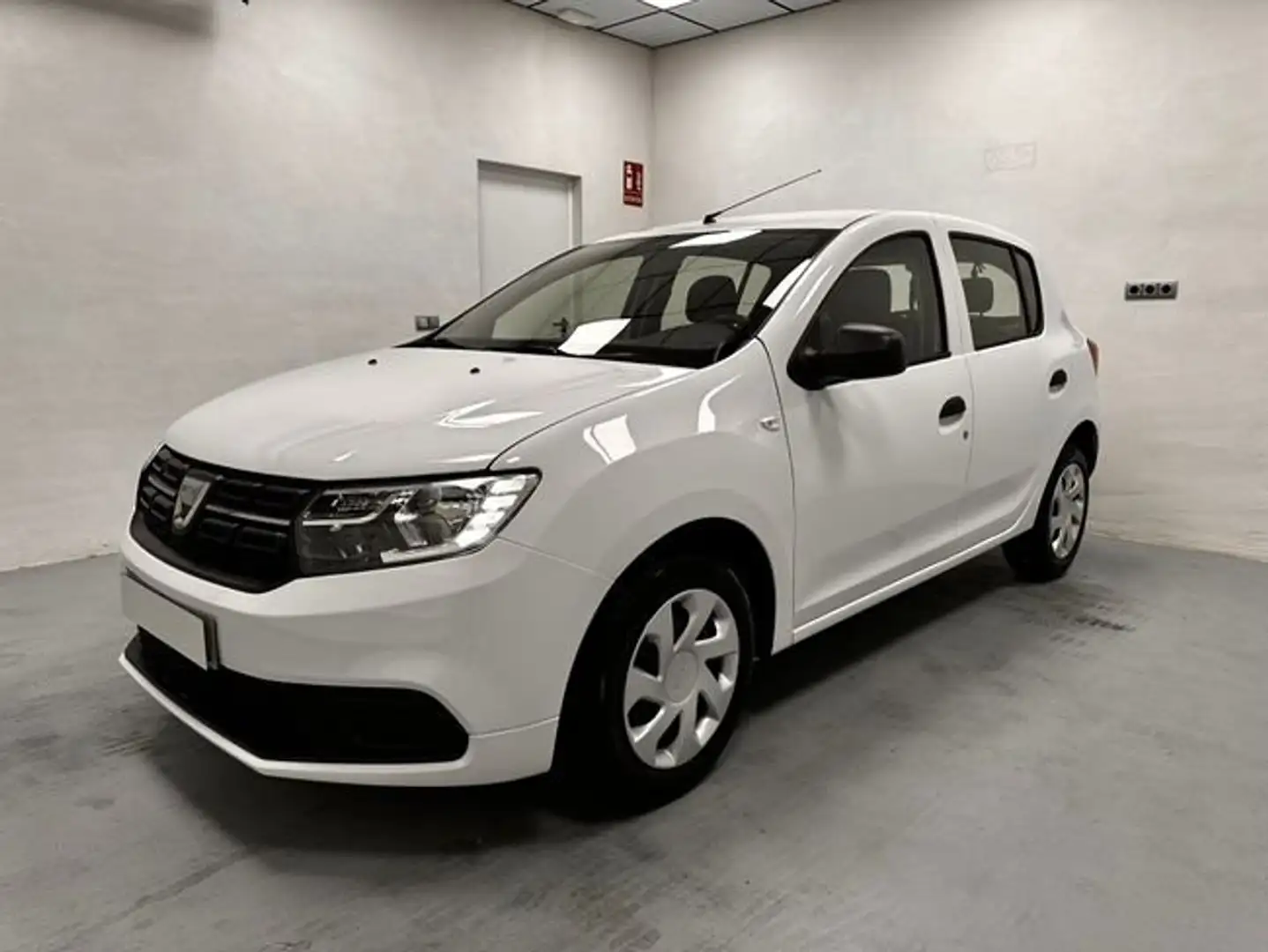 Dacia Sandero 1.0 TCE GLP Essential 74kW Blanc - 1