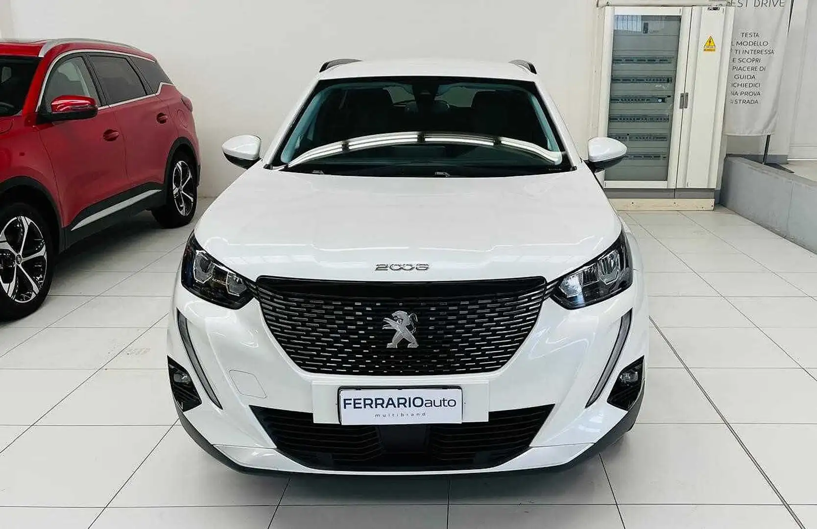 Peugeot 2008 2ª serie PureTech 130 S&S Allure Pack Bianco - 2