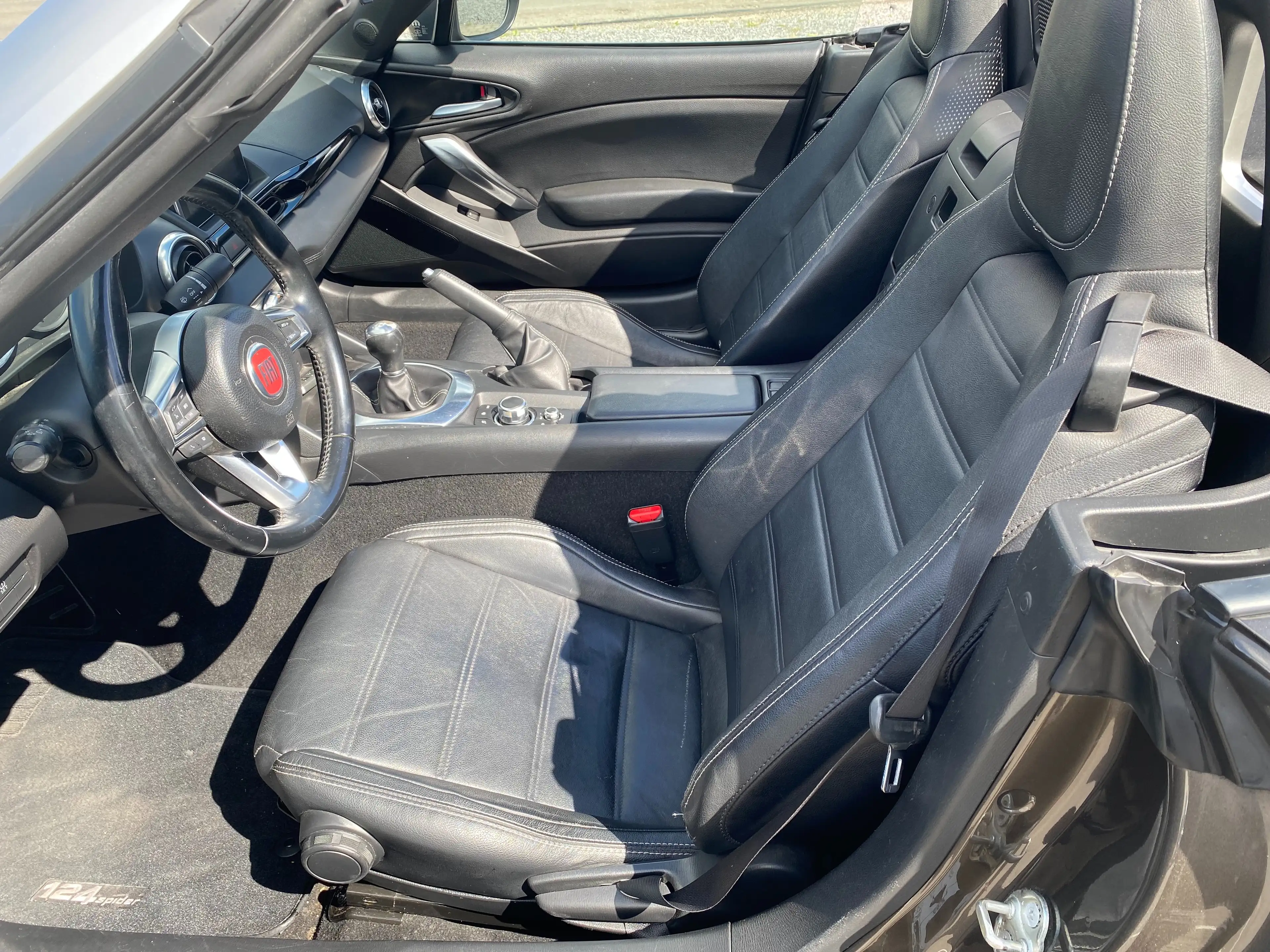 Fiat 124 Spider 124 Spider 1.4 MultiAir Lusso GARANTIE 12MOIS — photo 8