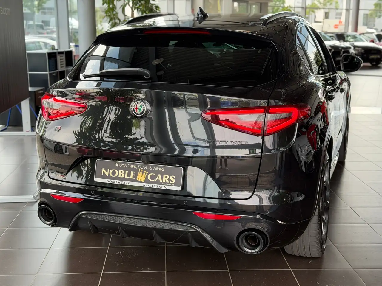 Alfa Romeo Stelvio 2021