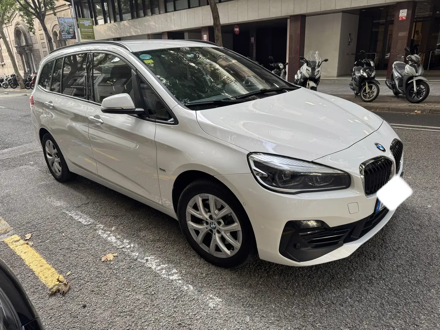 BMW 220 220d xDrive Active Tourer Aut. Sport Line Blanco - 2
