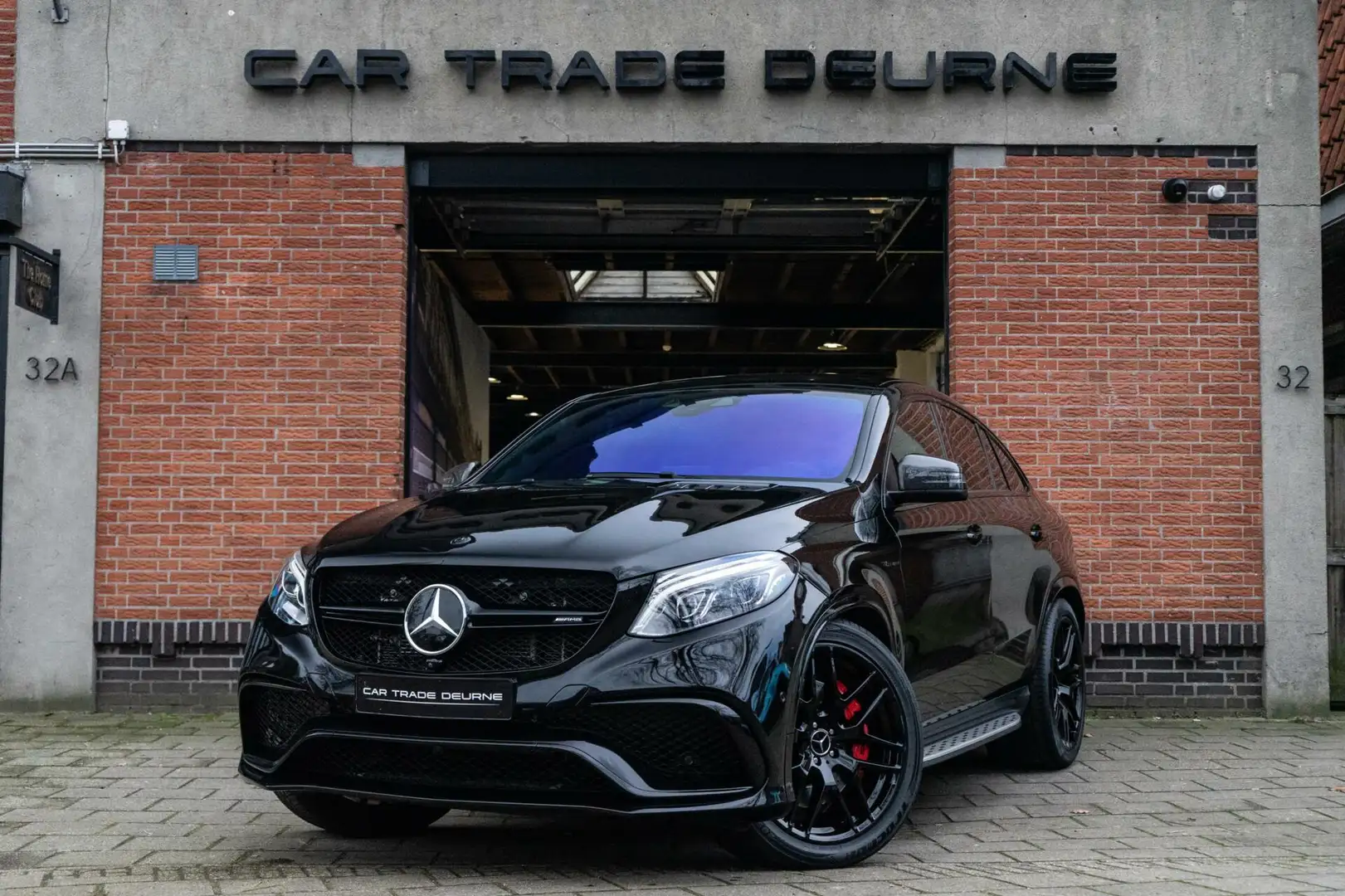 Mercedes-Benz GLE 63 AMG Coupé 4MATIC Pano / Camera / Carbon Чорний - 1
